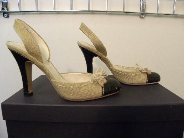 PRADA $1383 Tan Black Burlap Crocodile Heels Shoes 6B  