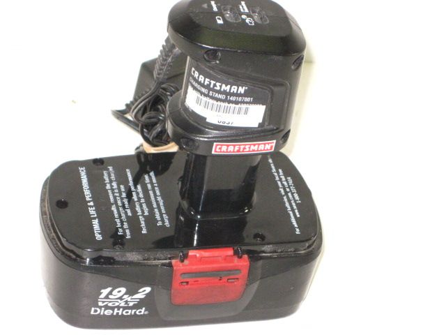 CRAFTSMAN 140107001 19.2V BATTERY CHARGER  