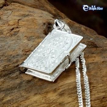 Sterling silver .925 Holy Bible necklace & pendant  