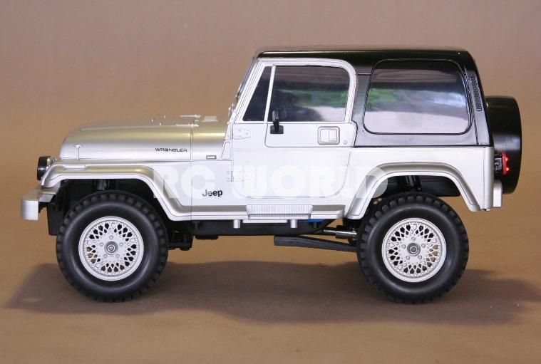 RC 1/10 TAMIYA TRUCK JEEP WRANGLER RC4WD 2.4GHZ RTR *BRAND NEW*  