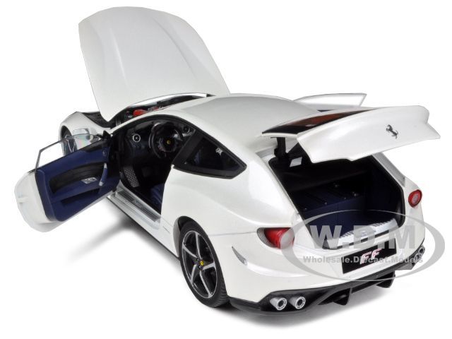 FERRARI FF GT V12 4 SEATER PEARL WHITE ELITE EDITION 1/18 BY HOTWHEELS 