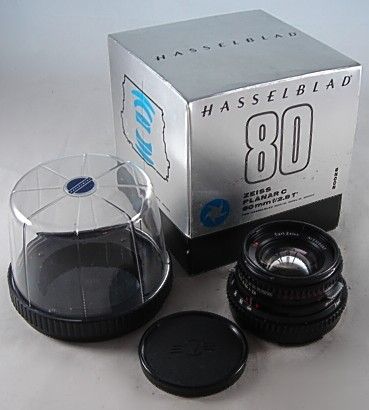 HASSELBLAD 500CM CAMERA W/ WLF, 80MM C T* LENS & A12 BACK   UP138134 