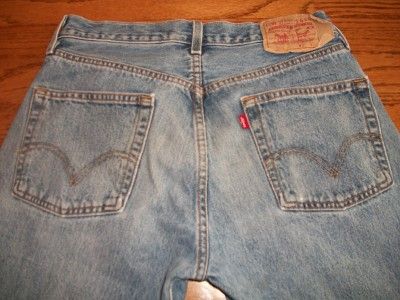 LEVIS LEVI 501 JEANS ButtonFly HIGE Distress 32 x 32  