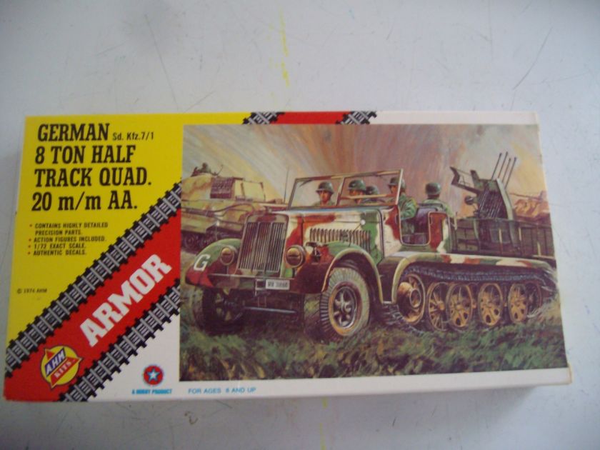 AHM Model Kit German Sd. KFZ Half Track 1/72  