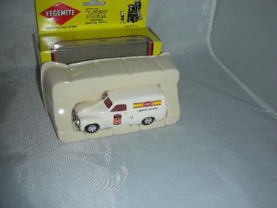 TRAX 143 SCALE DIECAST TR2B FJ HOLDEN VAN VEGEMITE  