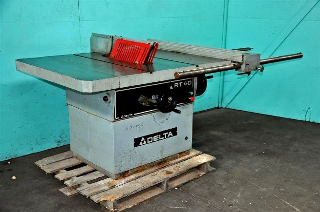 DELTA / ROCKWELL RT 40 16 TILTING ARBOR TABLE SAW  