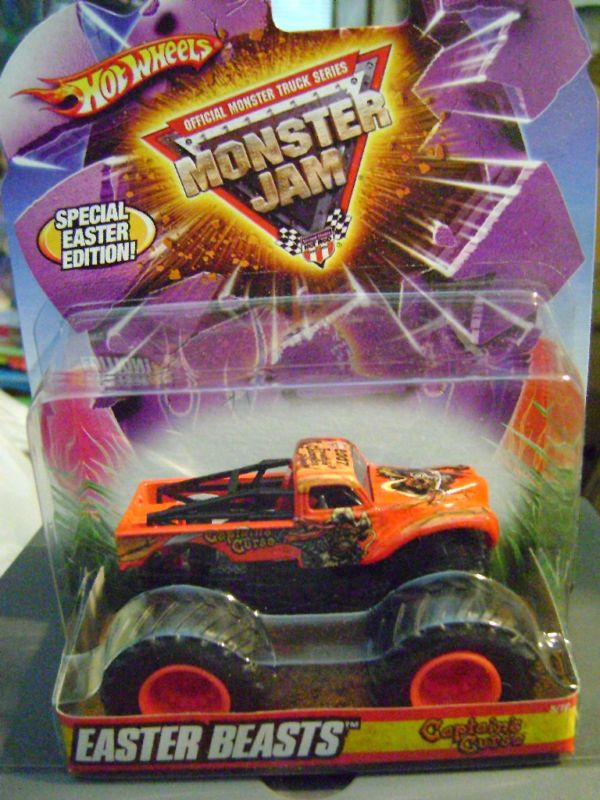 HOT WHEELS MONSTER JAM 1/64 CAPTAIN CURSE EASTER EXCLUS  