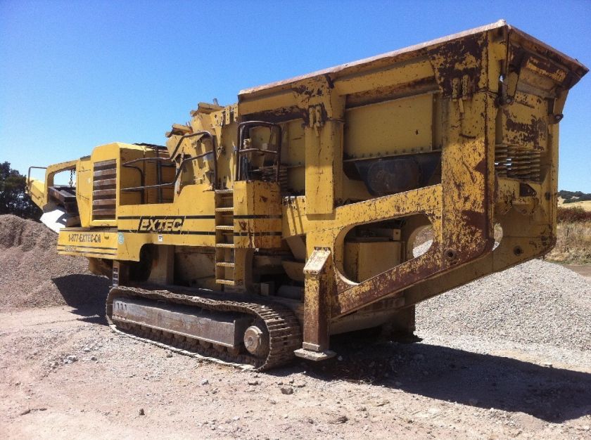 2002 EXTEC C12 IMPACT CRUSHER ROCK CRUSHING PLANT ~ 2200 HOURS  