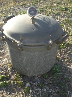 Vintage Wards Wards Canner Pressure Cooker Aluminum  