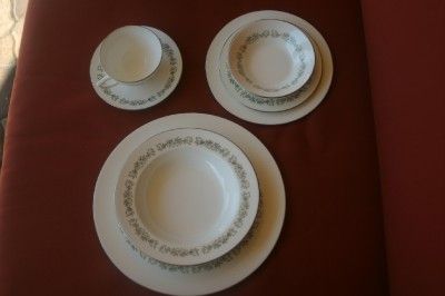 42 pc Minton Spring Dinnerware Set for 6 7 pcs ea  