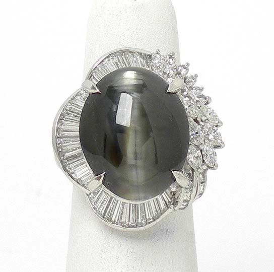 PLATINUM 26ct CATS EYE & 1.96ctw FINE DIAMONDS RING  