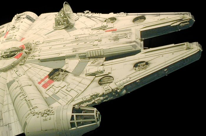 Star Wars Fine Molds Millenium Falcon 1/72 Model Kit  