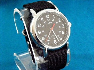 VINTAGE TIMEX MILITARY 60S CLASSIC STYLE BLACK FACED 24 HR WATCH 