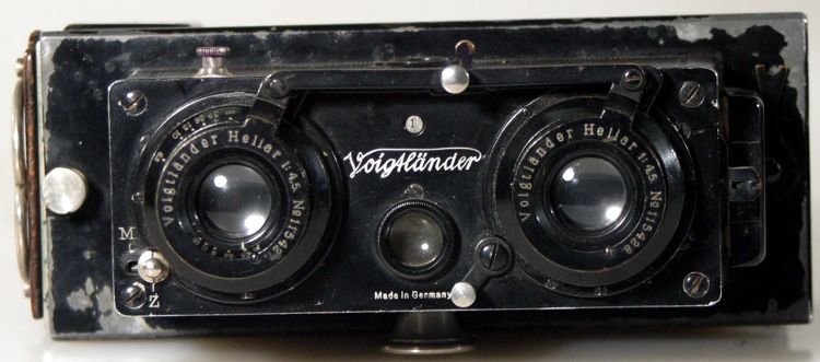 VOIGHTLANDER STEREO CAMERA W/ CASE, EXTRA MAG, FILTERS (pce115249)