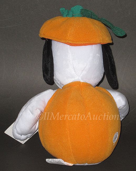 HALLMARK Halloween Pumpkin Plush SNOOPY Charlie Brown  