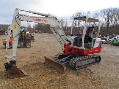 2010 TAKEUCHI TB235 MINI EXCAVATOR WITH OROPS, VERY NICE  