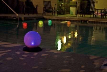 Chameleon Smart Globe Solar Light  