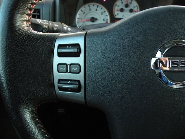 Nissan  Titan PRO 4X FFV in Nissan   Motors