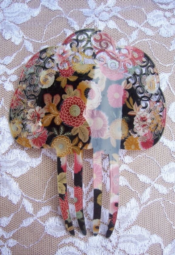 SPANISH MANTILLA STYLE VINTAGE HAIR COMB IN A PRETTY FLORAL PATTERN