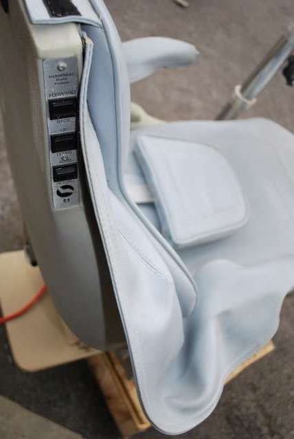 Dansereau California Dental Chair w/ Light and Viewer  