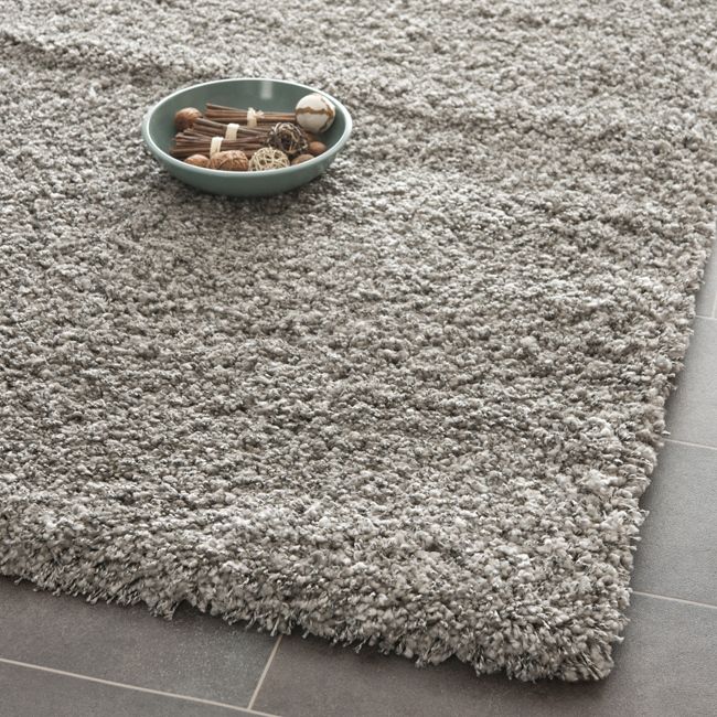 Cozy Polypropylene Shag Silver Carpet Area Rug 5 x 8  