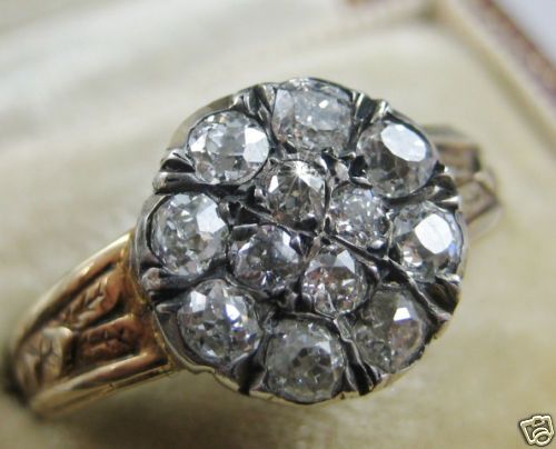 GEORGIAN 1CT OLD CUT DIAMOND 18CT GOLD CLUSTER RING  