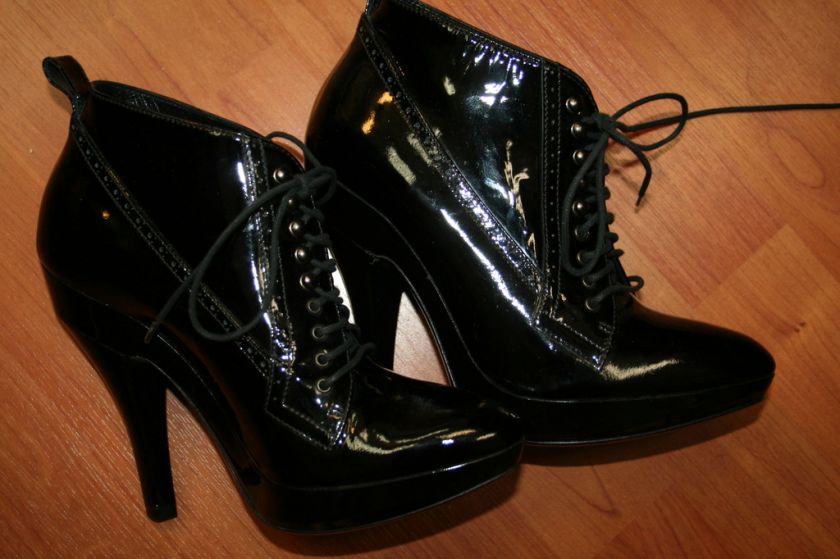 NEW Burberry Black Granny Heels Boots Tie Shoes 6.5  