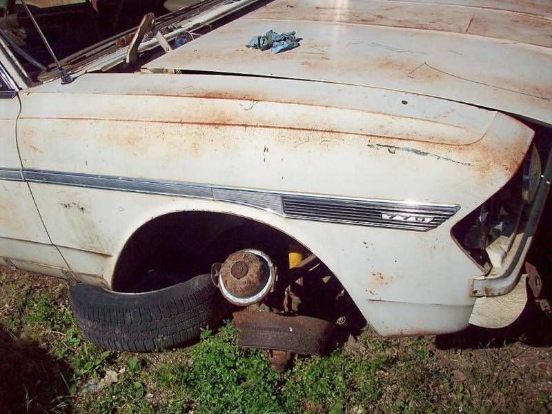 64 AMC 770 RAMBLER CLASSIC FENDER MOLDING  