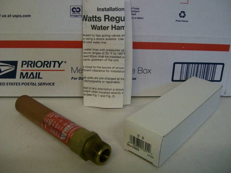 NEW IN BOX WATTS PIPE SIZE 1/2 SIZE AA WATER HAMMER ARRESTOR SER 05 