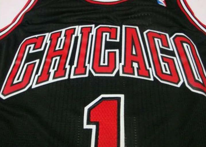   Derrick Rose Rev 30 Revolution Auth Jersey White Black Red Bnwt  