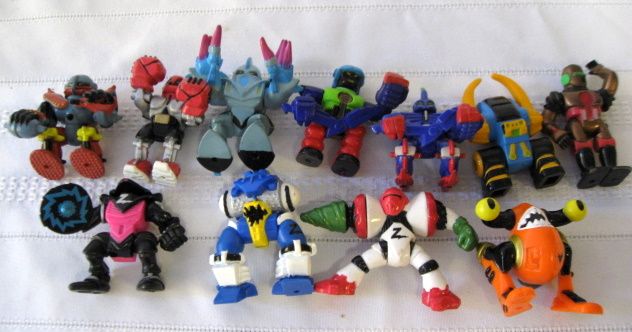 Bots & ? Bots 11 Figures LGTI Plastic Jointed Poseable 1990s Approx 