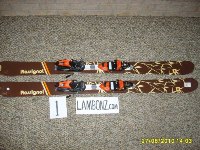 Rossignol Short Adult Twin Tip Skis 138 cm Skis with Adjustable Demo 