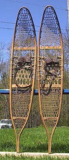 VINTAGE SNOCRAFT 1943 Indian Snowshoes 56x12 GREAT  